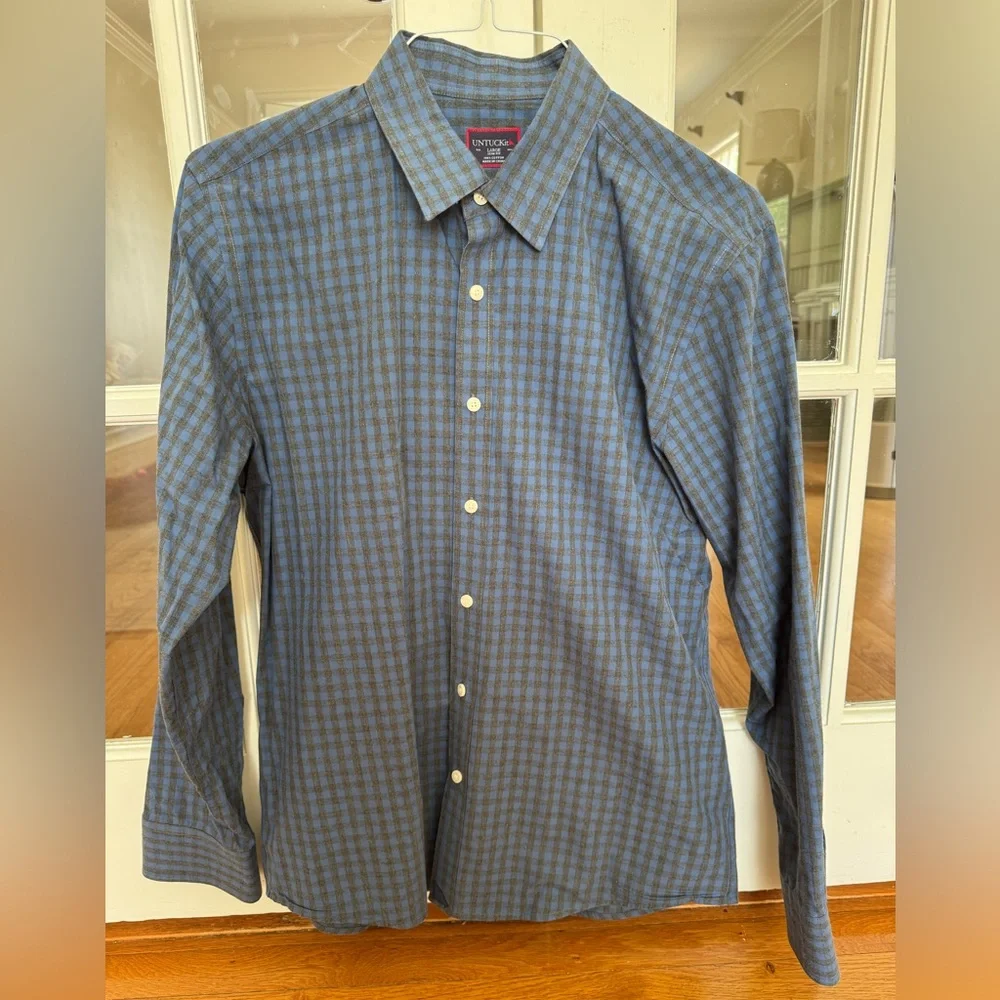 UNTUCKit Blue Casual Button Down Shirt - Picture 1 of 5